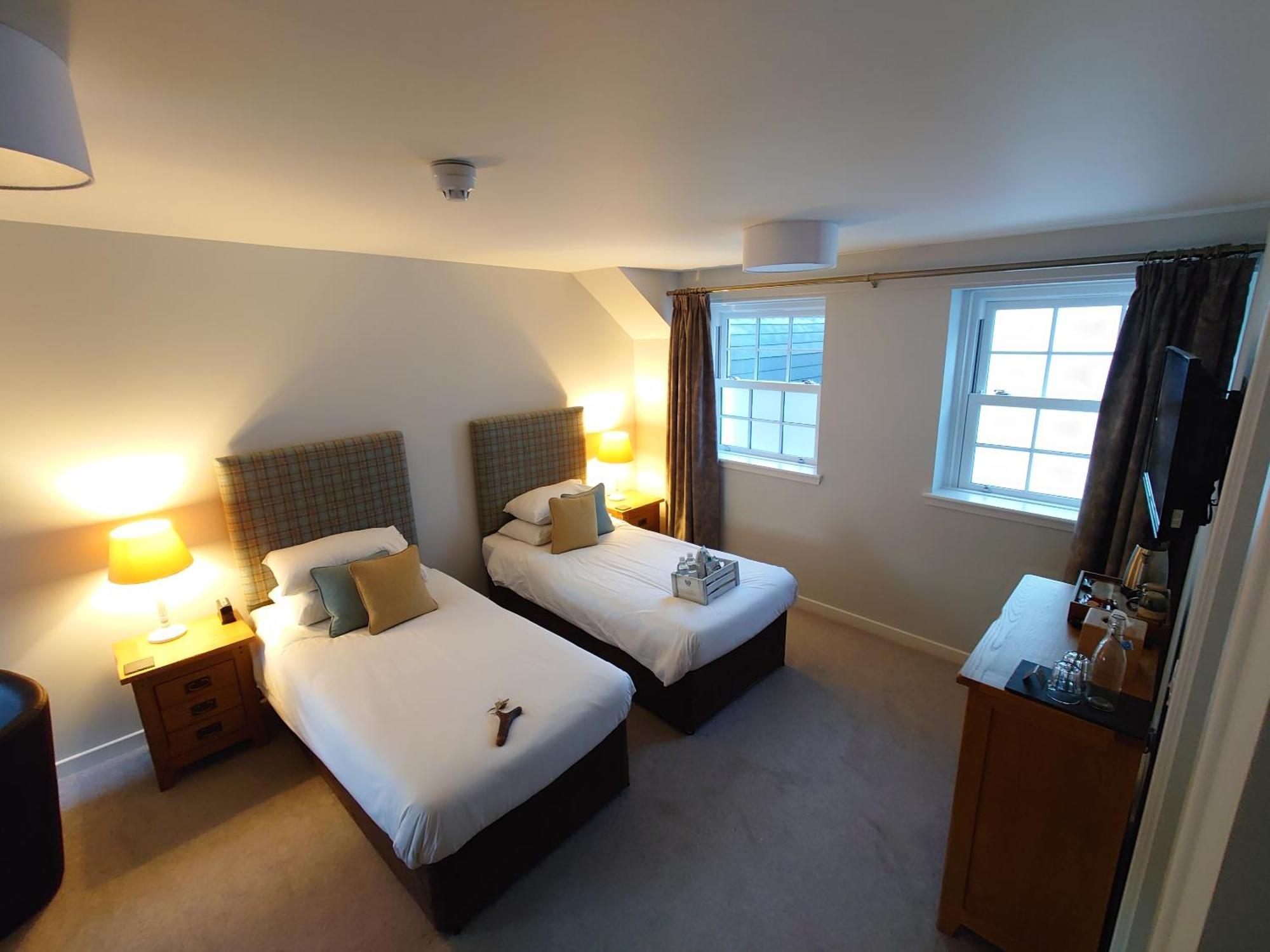 Kintail Lodge Hotel Kyle of Lochalsh Exterior foto