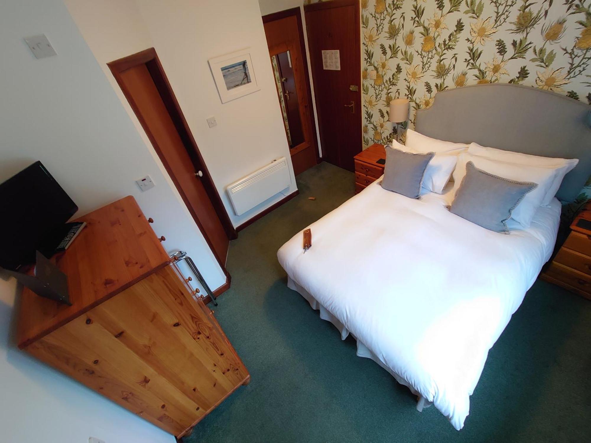 Kintail Lodge Hotel Kyle of Lochalsh Exterior foto