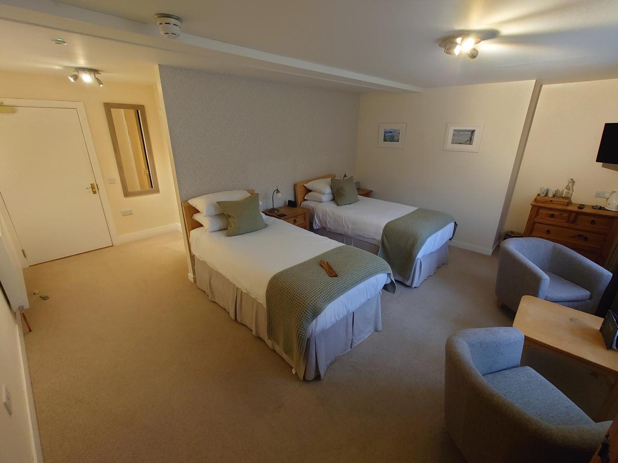 Kintail Lodge Hotel Kyle of Lochalsh Exterior foto